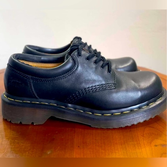Dr. Martens Other - Dr. Martens Unisex 8053 Casual Black Leather Oxford Boot | US 7
